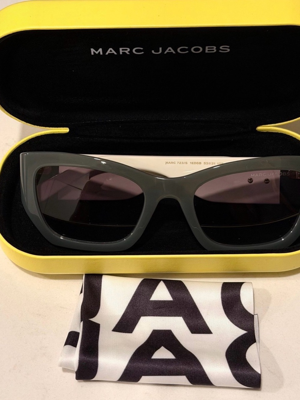 Marc Jacobs J Marc Women's Gray Cat-Eye Olive Green/White Sunglasses